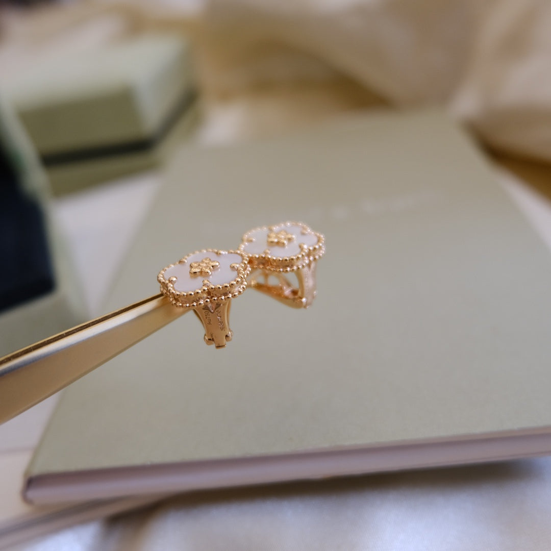 [Grace Jewelry]LUCKY PINK GOLD WHITE MOP EARRINGS