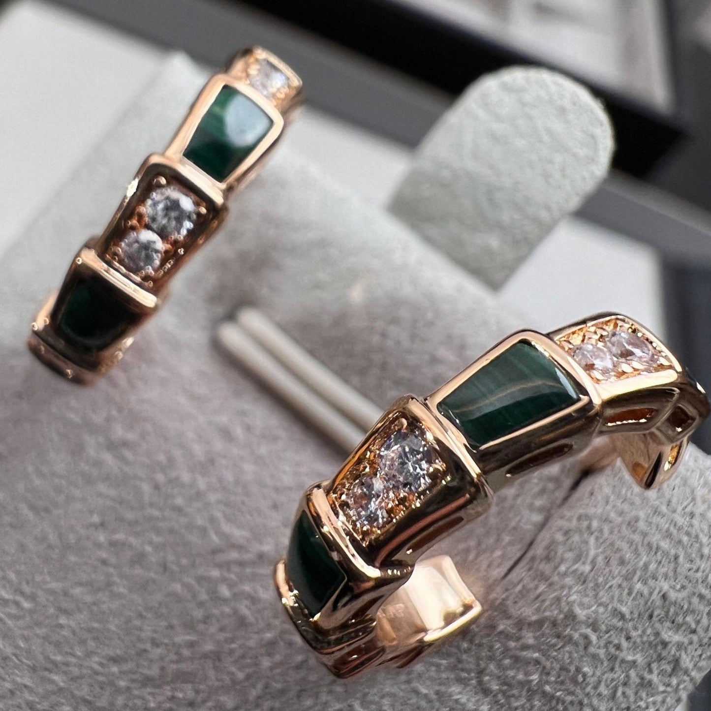 [Grace Jewelry]SERPENTI MALACHITE PINK GOLD EARRINGS