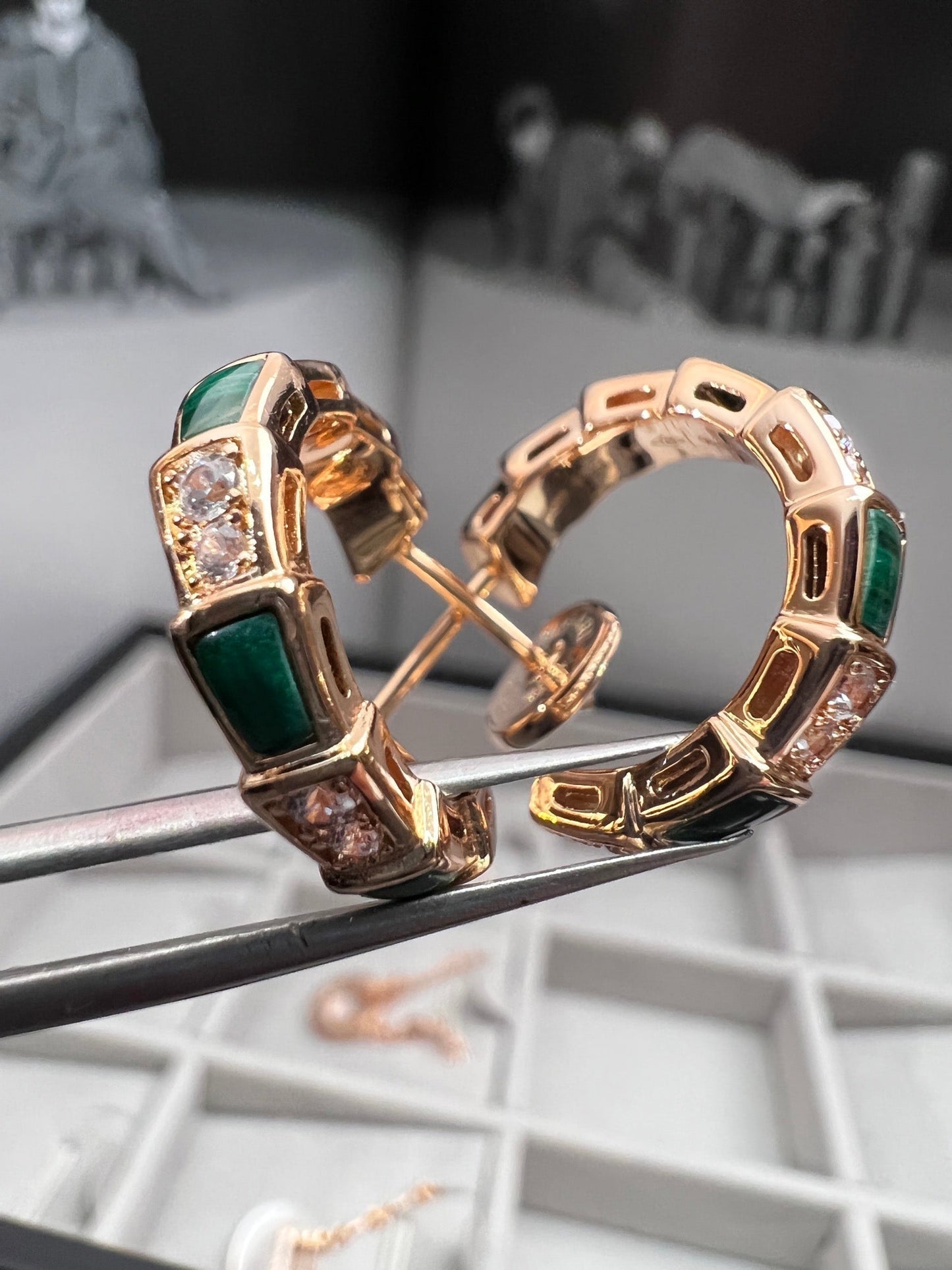 [Grace Jewelry]SERPENTI MALACHITE PINK GOLD EARRINGS