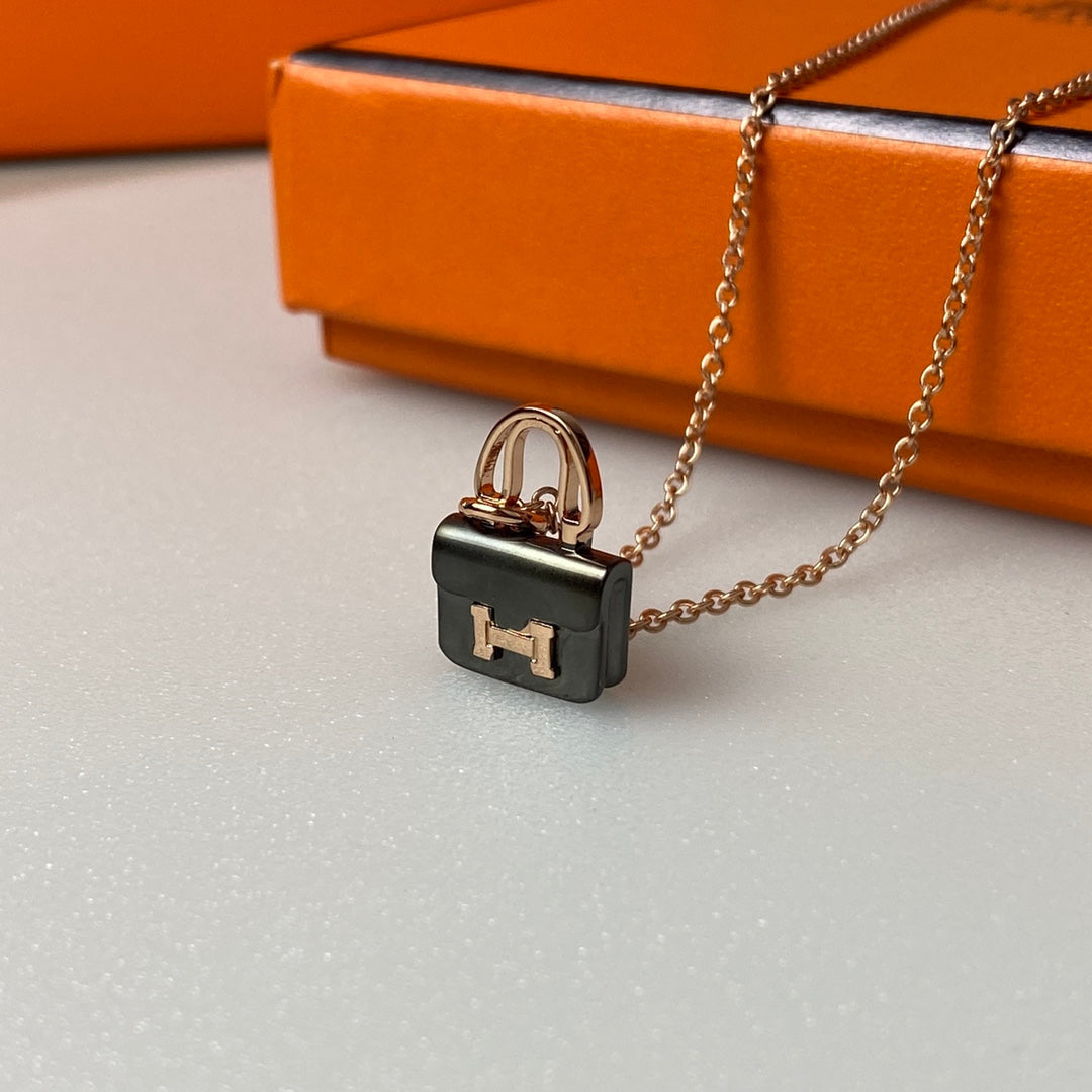 [Grace Jewelry]CONSTANCE BLACK PEDANT PINK GOLD NECKLACE