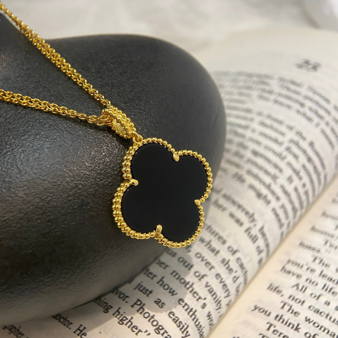 [Grace Jewelry]CLOVER 25MM NECKLACE GOLD ONYX