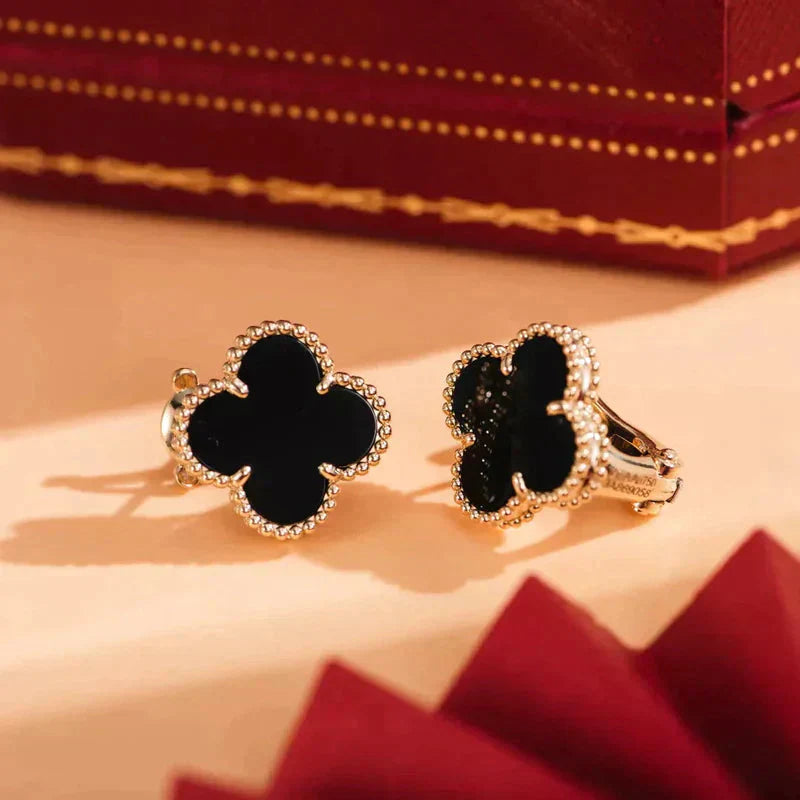 [Grace Jewelry]CLOVER MEDIUM 1 MOTIFS  ONYX STUD EARRINGS