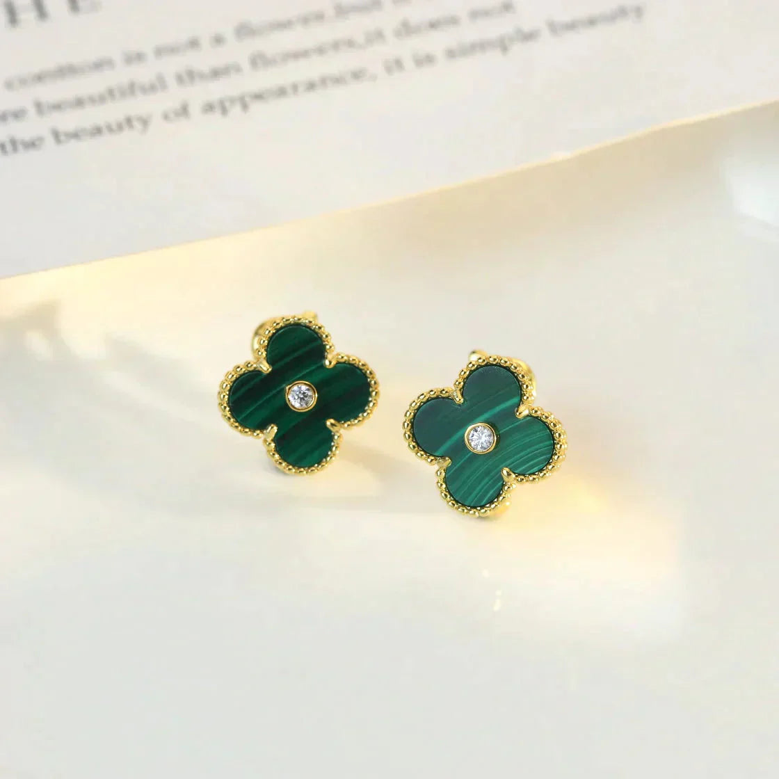 [Grace Jewelry]CLOVER MEDIUM 1 MOTIFS MALACHITE DIAMOND EARRINGS