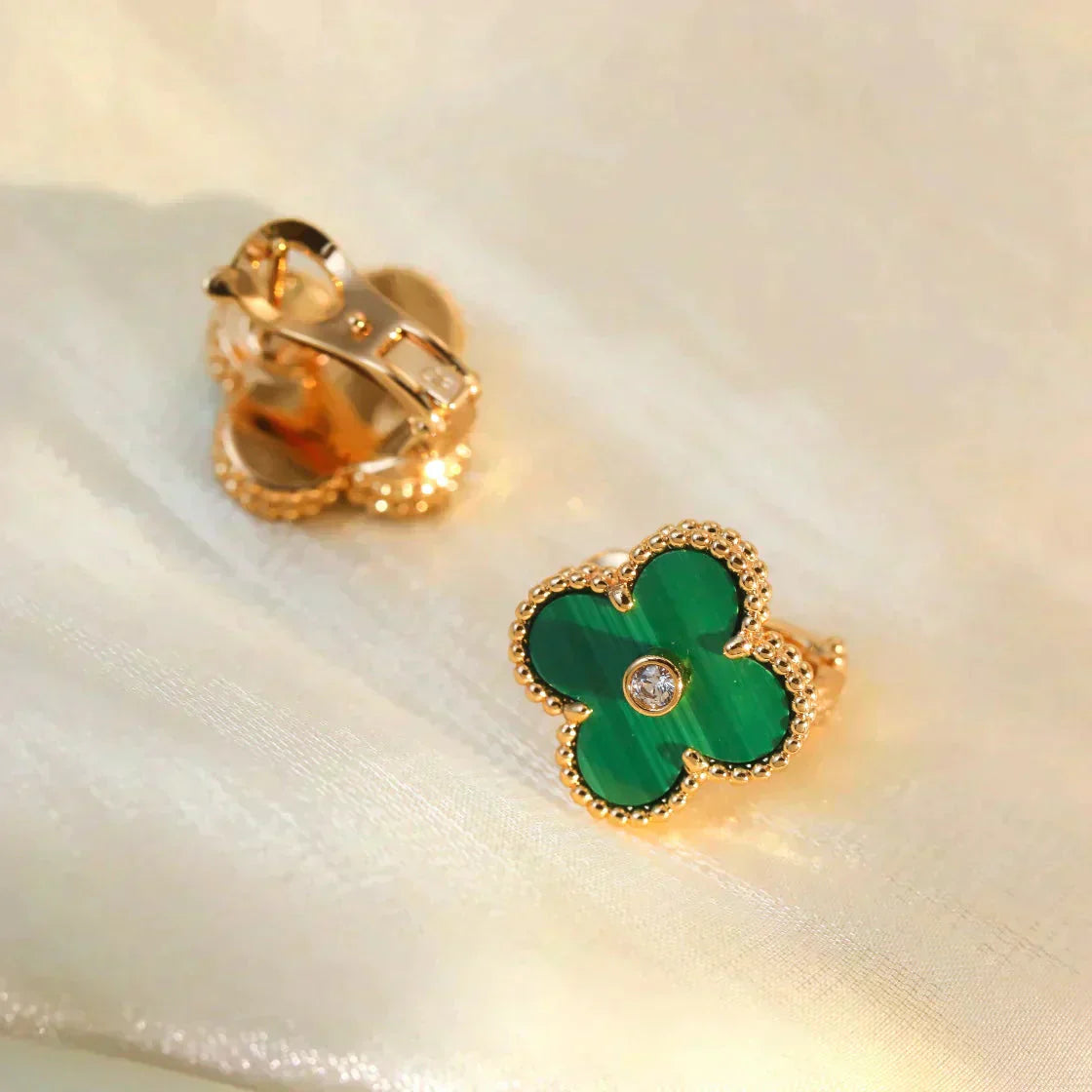 [Grace Jewelry]CLOVER MEDIUM 1 MOTIFS MALACHITE DIAMOND EARRINGS