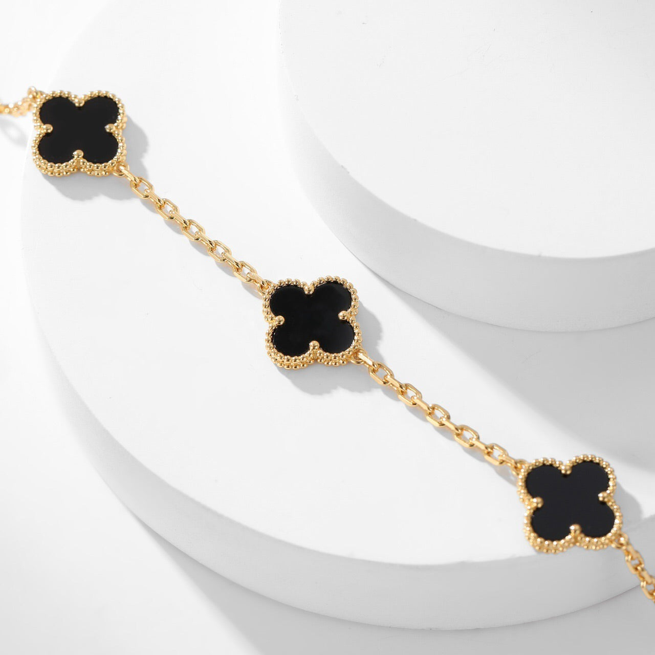 [Grace Jewelry]CLOVER 10 MOTIFS ONYX NECKLACE