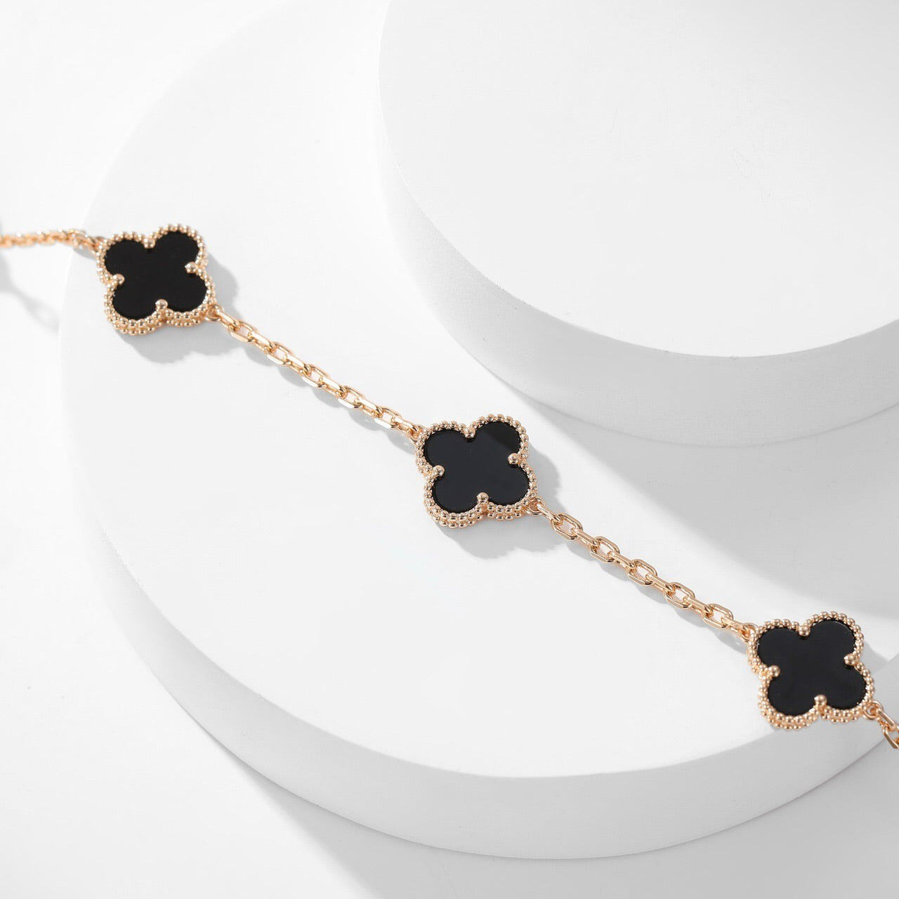 [Grace Jewelry]CLOVER 10 MOTIFS ONYX NECKLACE