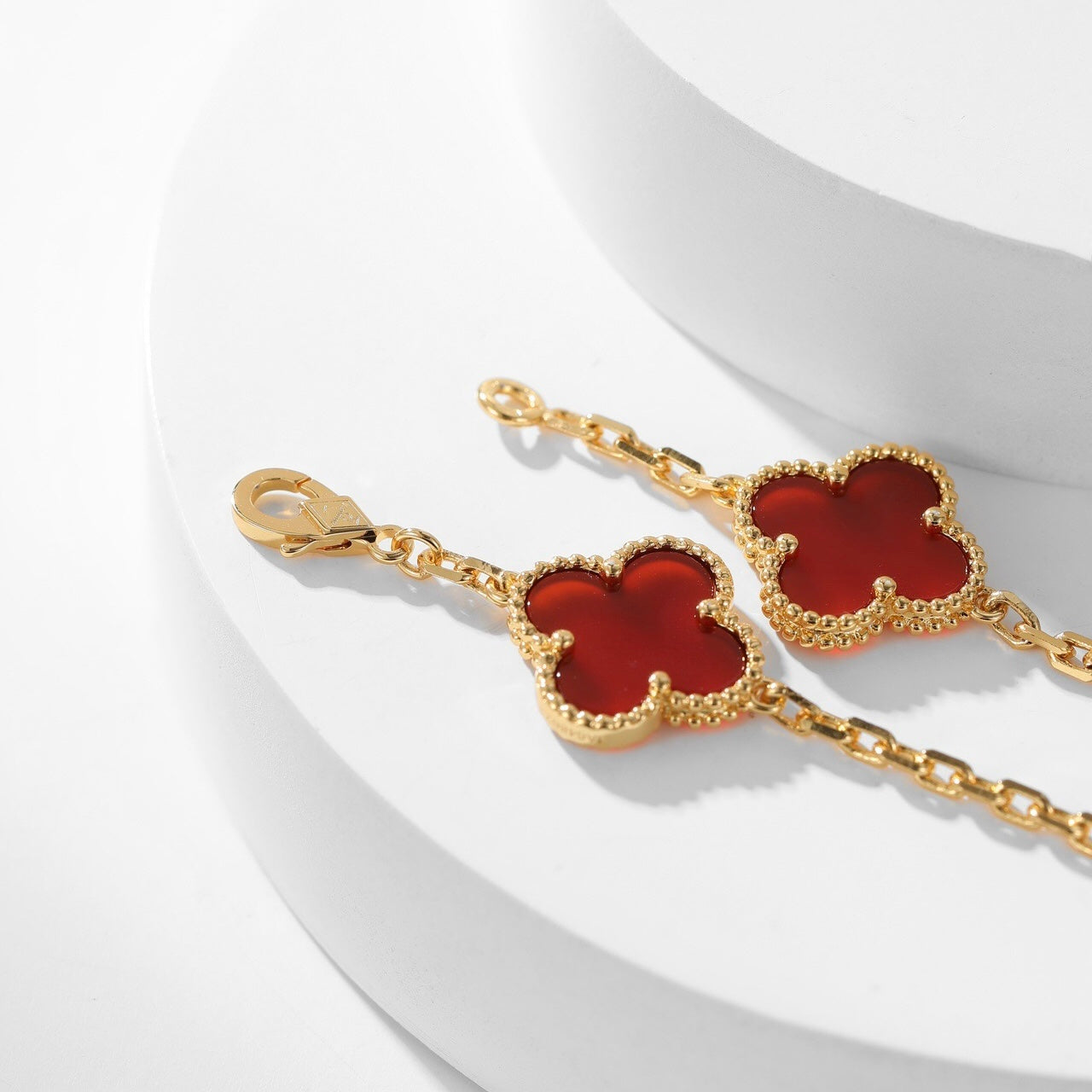 [Grace Jewelry]CLOVER 10 MOTIFS CARNELIAN NECKLACE