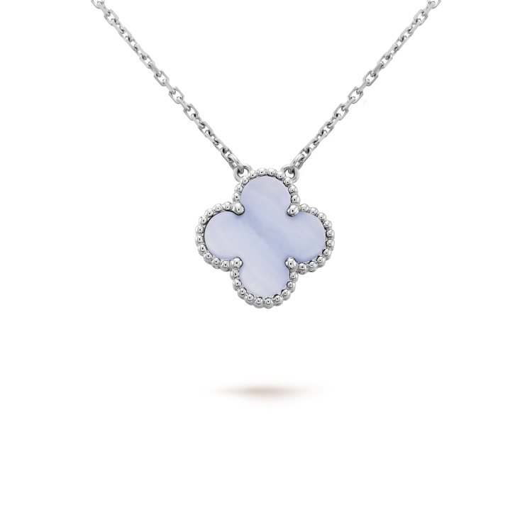 [Grace Jewelry]CLOVER 15MM BLUE CHALCEDONY NECKLACE SILVER