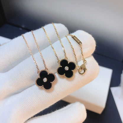 [Grace Jewelry]CLOVER 15MM DIAMOND ONYX NECKLACE