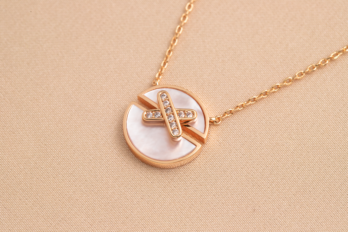 [Grace Jewelry]JEUX DE PINK GOLD DIAMOND NECKLACE