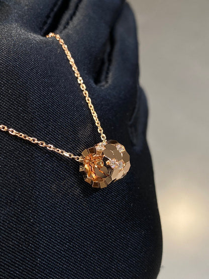 [Grace Jewelry]BEE LOVE DIAMOND NECKLACE