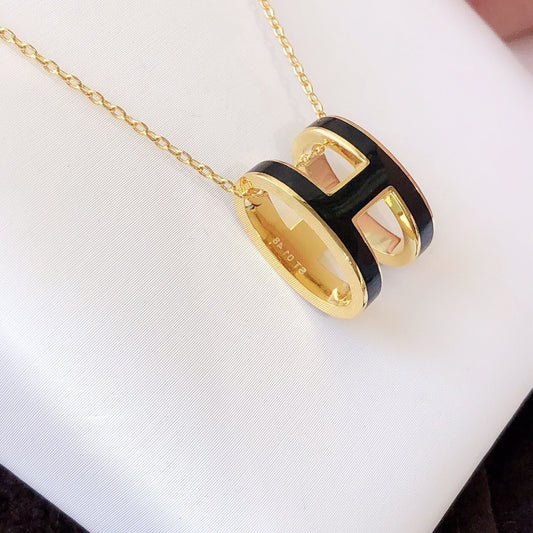 [Grace Jewelry]HM CLIC BLACK ENAMEL GOLD NECKLACE