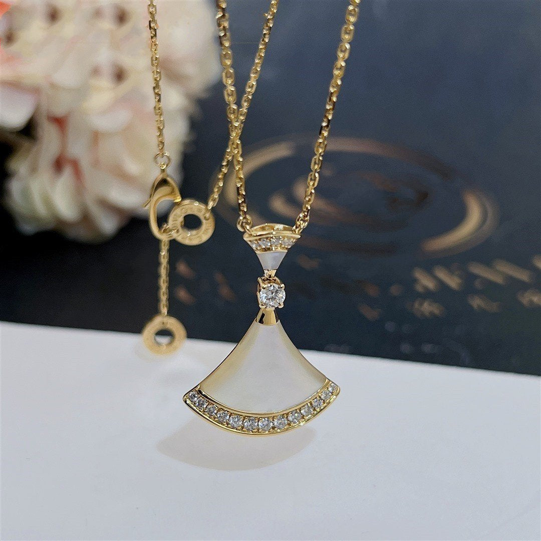 [Grace Jewelry]DREAM NECKLACE MOP GOLD DIAMOND