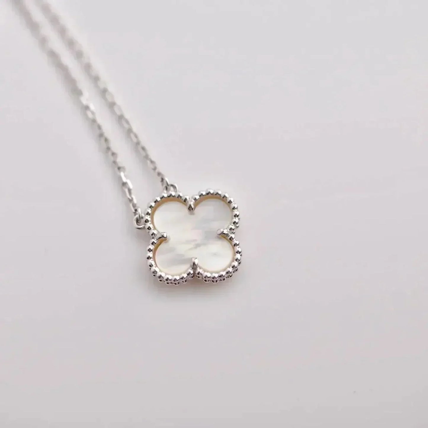 [Grace Jewelry]CLOVER  15MM WHITE MOTHER-OF-PEARL SILVER