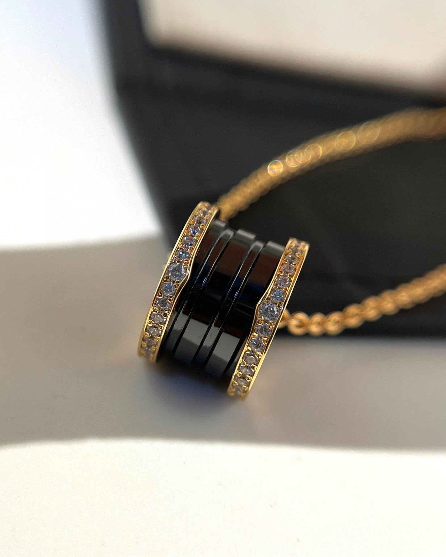 [Grace Jewelry]ZERO 1 BLACK CERAMIC DIAMOND PINK GOLD NECKLACE